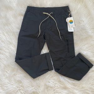 Vuori rip stop pant in charcoal size M